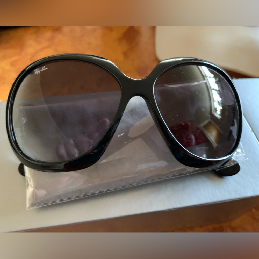 Rayban Jackie Ohh 2s Woman sunglasses. Brand new.